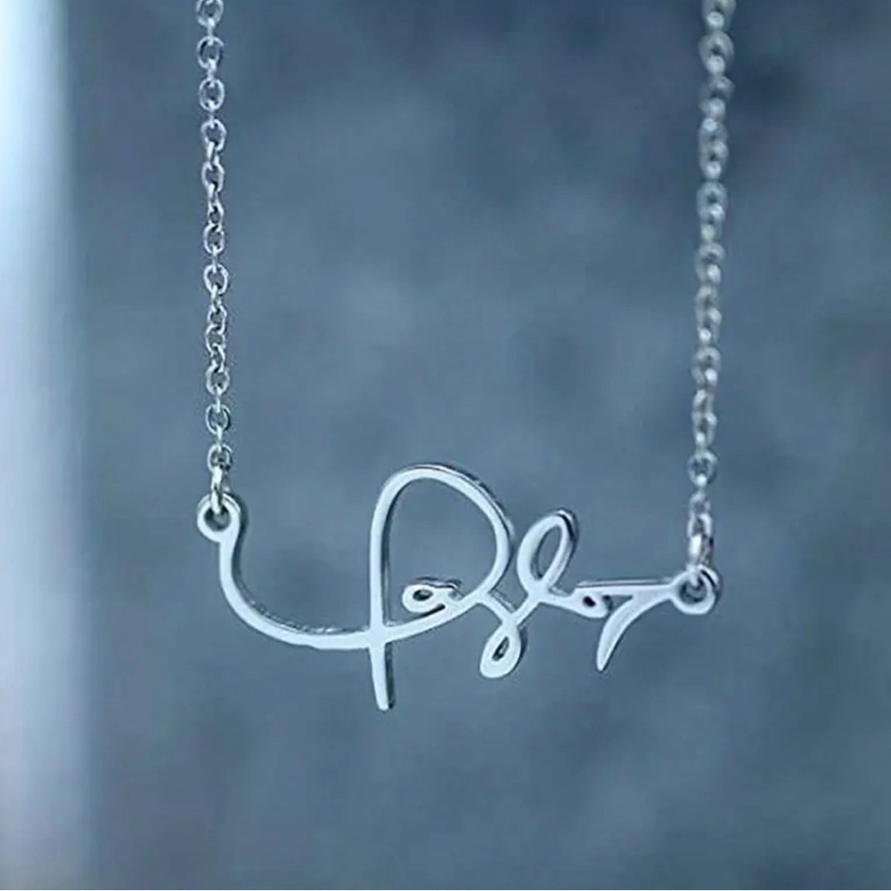 Taylor Swift Signature Pendant Necklace